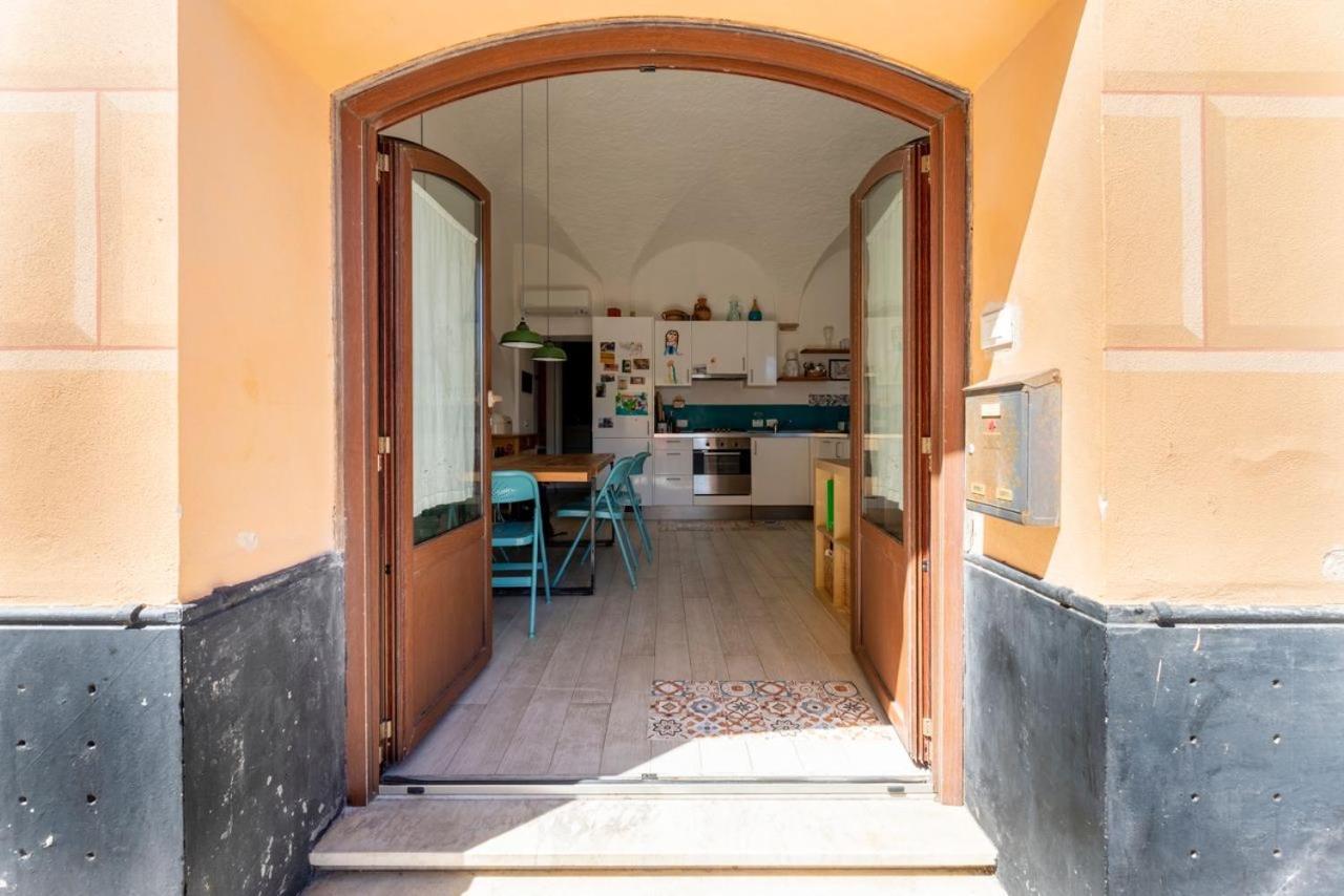 شقة Casa Nel Borgo, 20 Metri Dal Mare ألبيسولا سوبيريوري المظهر الخارجي الصورة